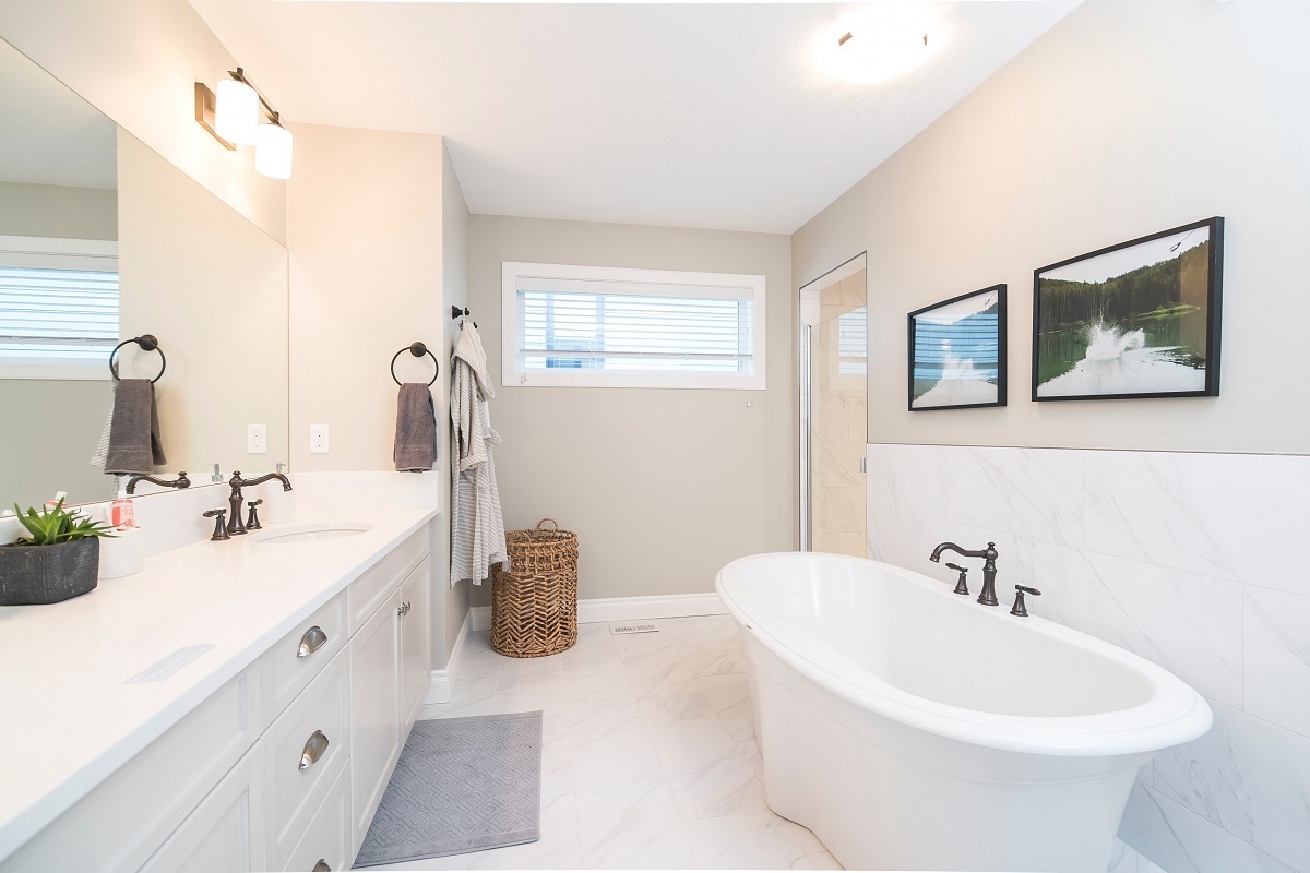 5 TIPS FOR BATHROOM RENOVATIONS ON A BUDGET