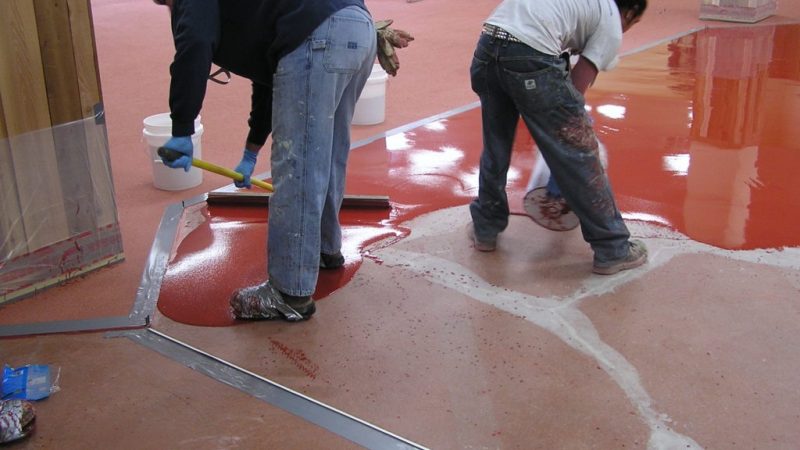 Applying Epoxy Floor Coating