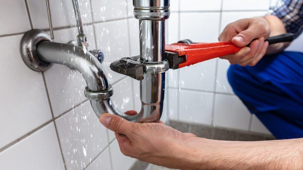 Why Do Plumbers Need Help with Hydrojetting?