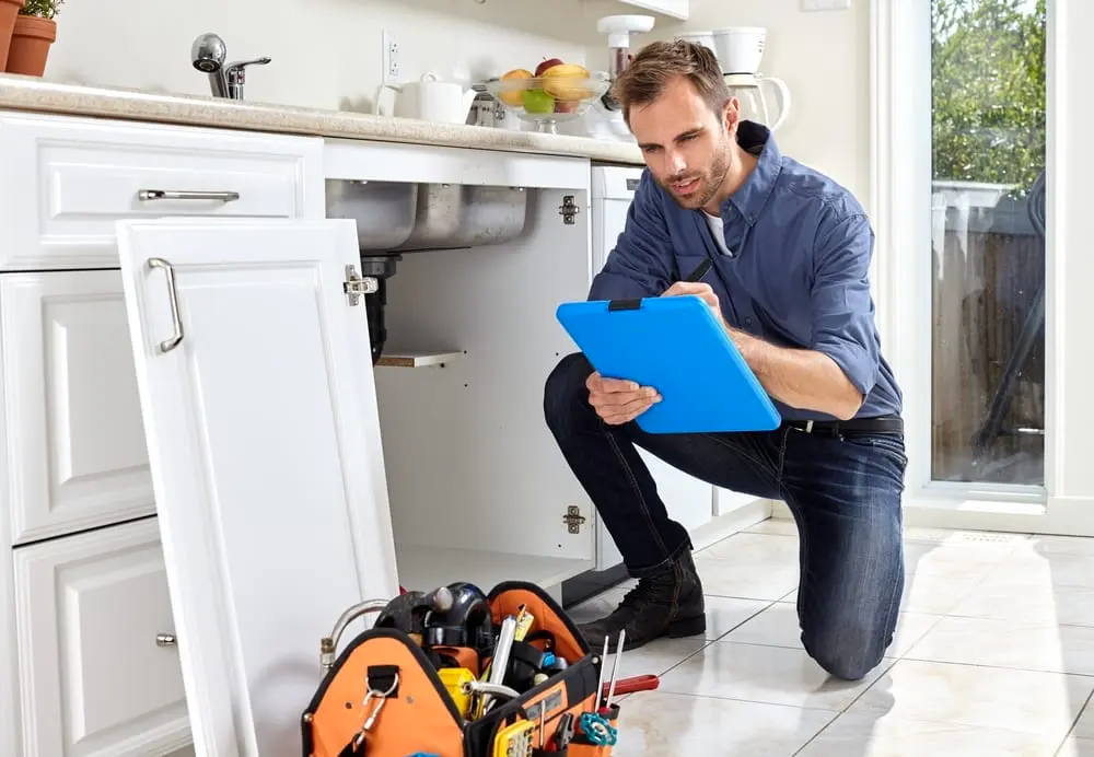 When To Call an Expert for Emergency Plumbing Service?