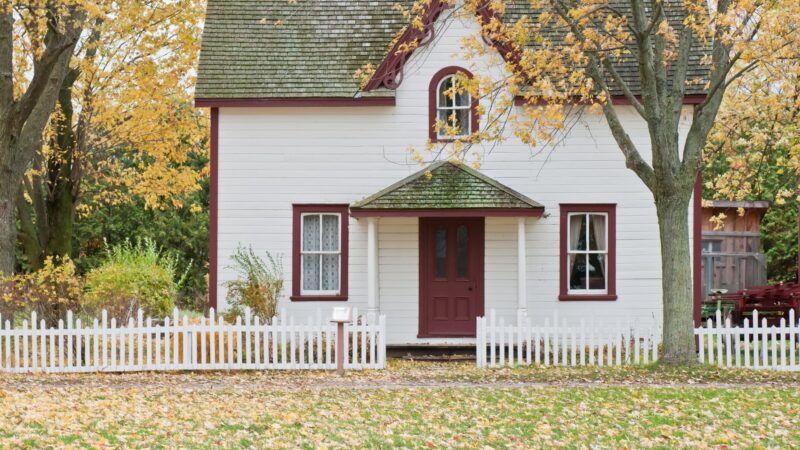 How Can House Painters in Minneapolis Change Your Home’s Exteriors?