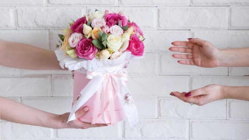 Why choose on-time flower delivery? Unveiling the perks for every occasion?